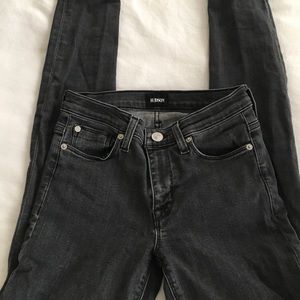 Hudson dark skinny jeans, size 25